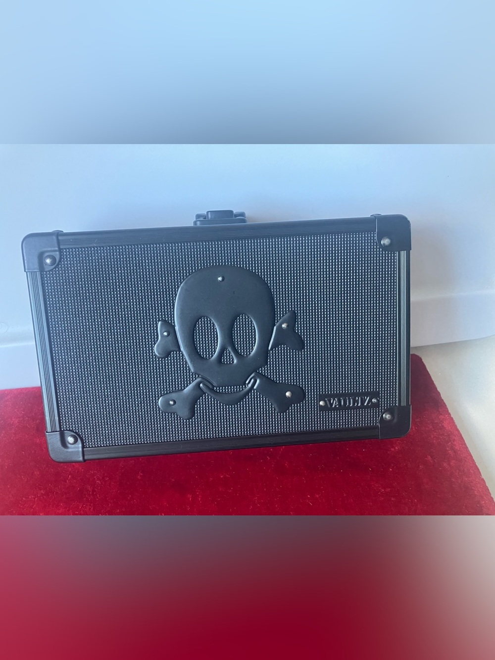 Vaultz Black Skull Locking Pencil Box Halloween Hard Supply Case W Keys EUC